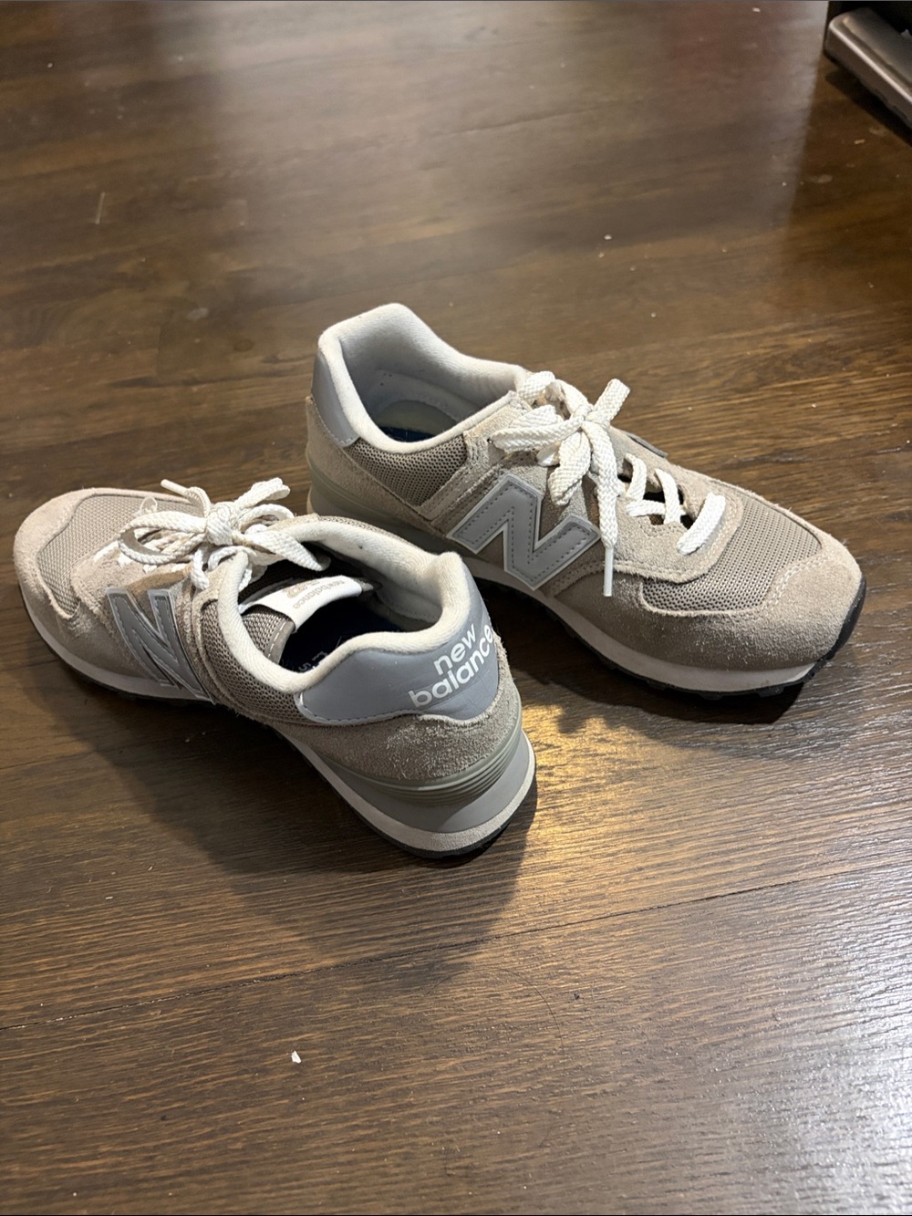 New Balance 574 Sneakers size 8.5